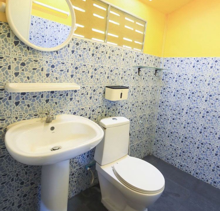Photo of Bathroom in Kata