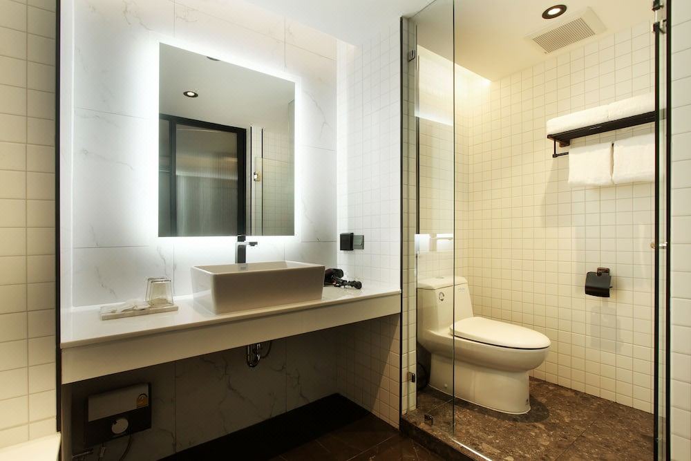 Photo of Bathroom in Si Phraya