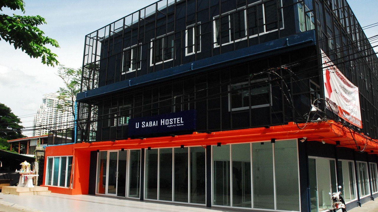 Photo of Buildings in Khlong Toei