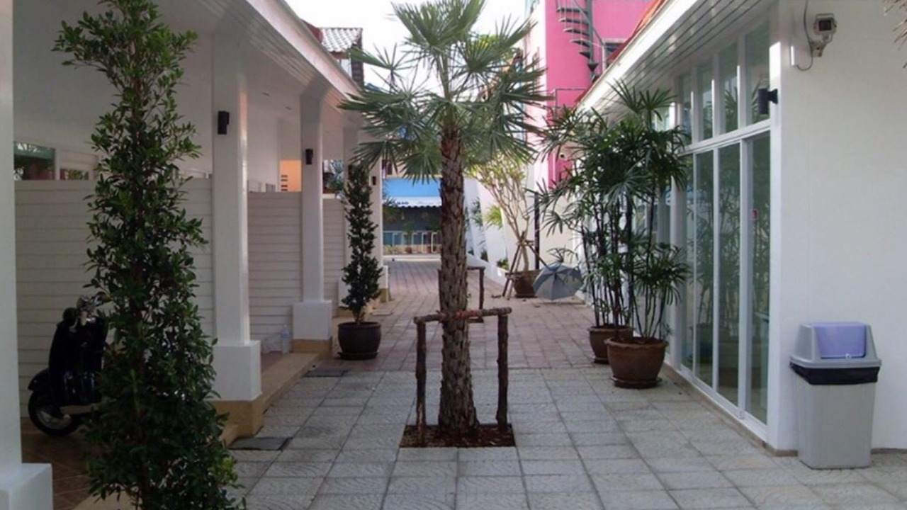 Photo of Buildings in Kamala