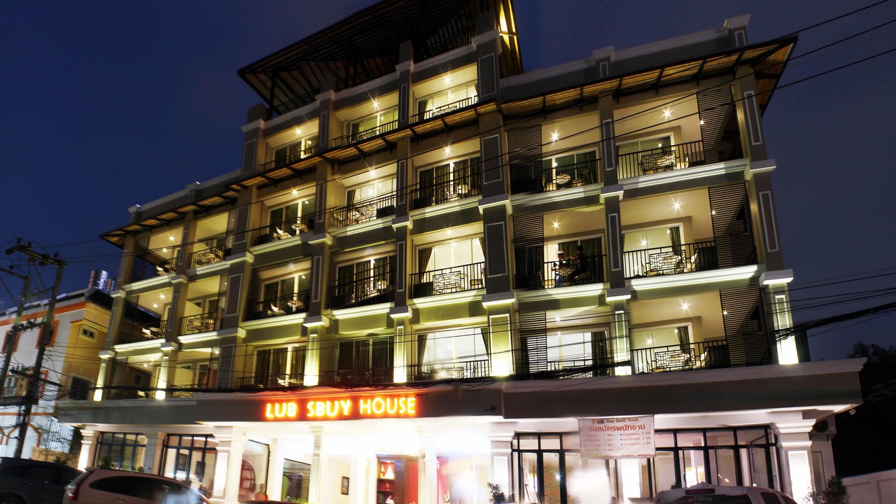 Photo of Buildings in Talat Yai