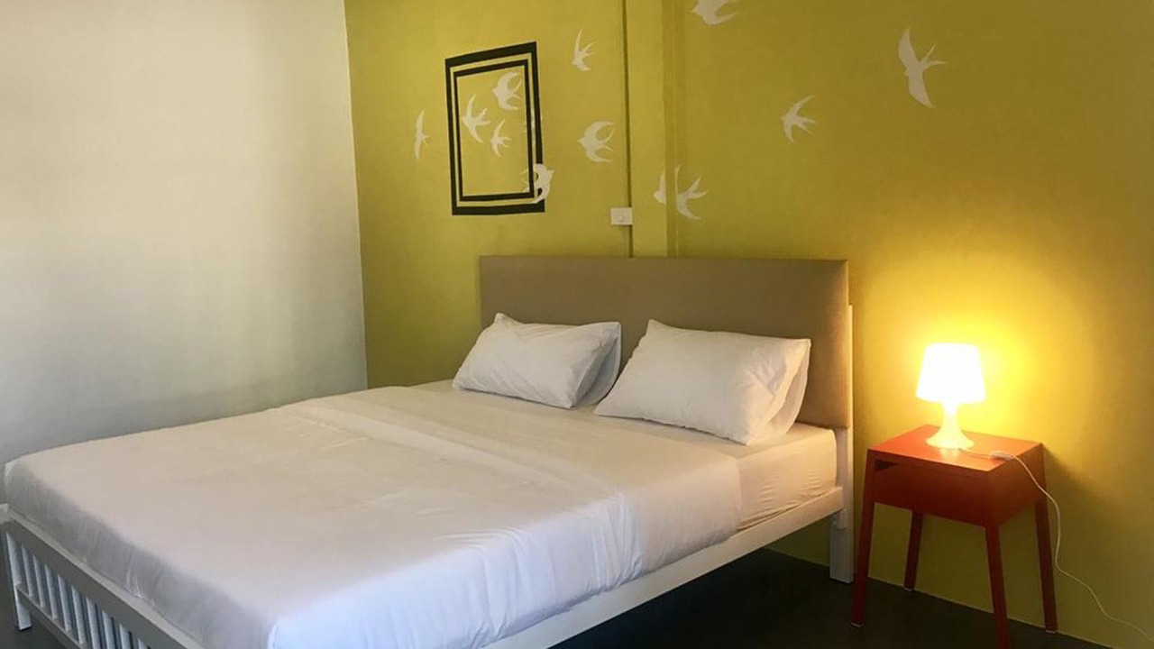 Photo of Bedroom in Khlong Toei
