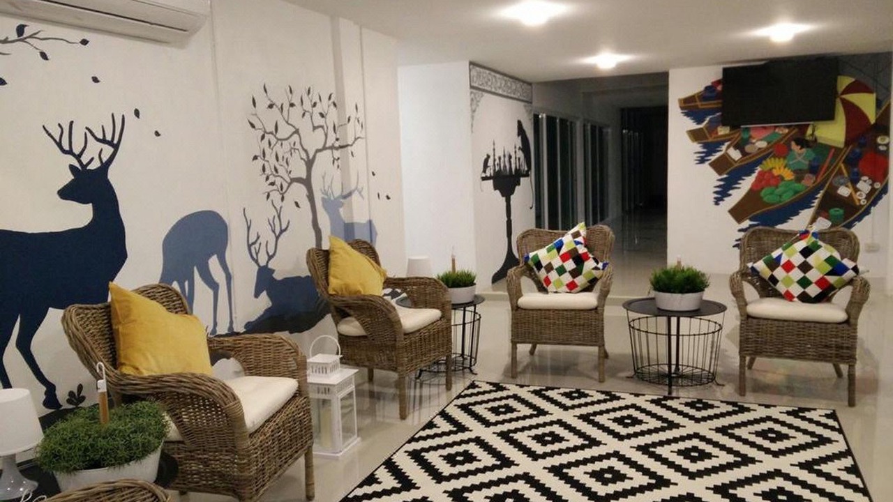 Photo of Livingroom in Khlong Toei