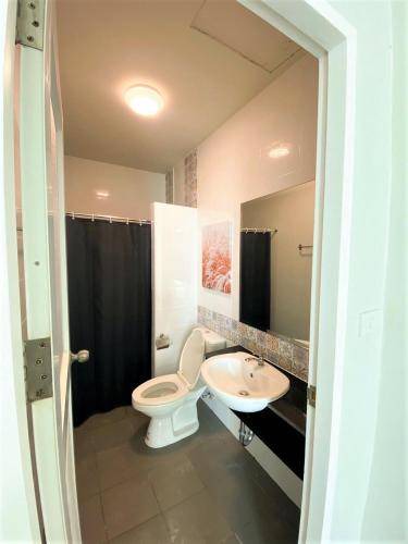 Photo of Bathroom in Ko Kaeo