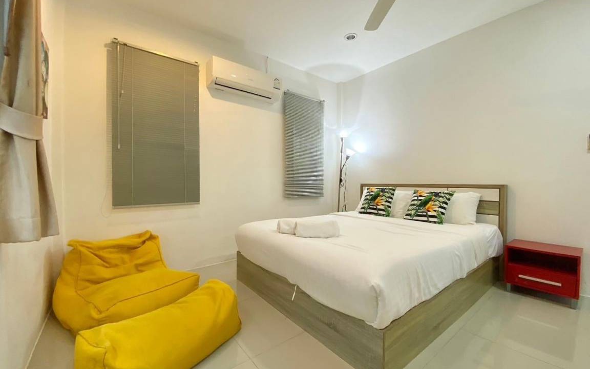 Photo of Bedroom in Chalong