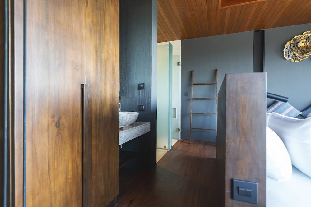 Photo of Bedroom in Choeng Thale