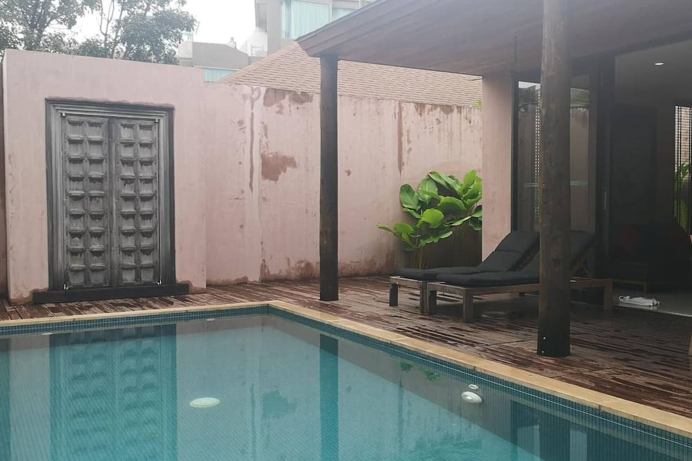 Photo of Outdoor in Wichit