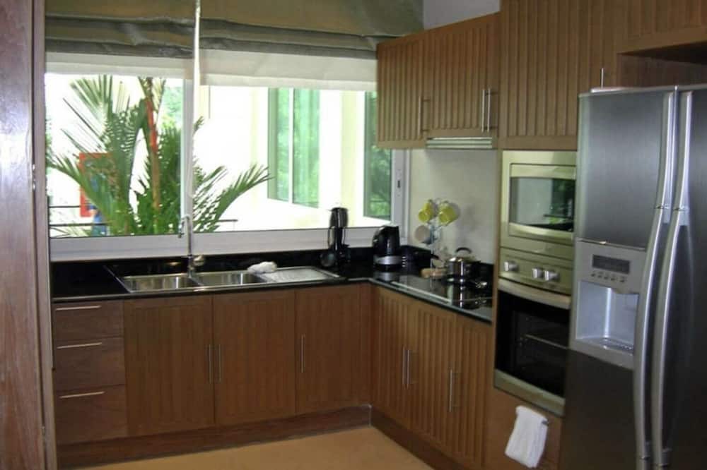 Photo of Kitchen in Choeng Thale