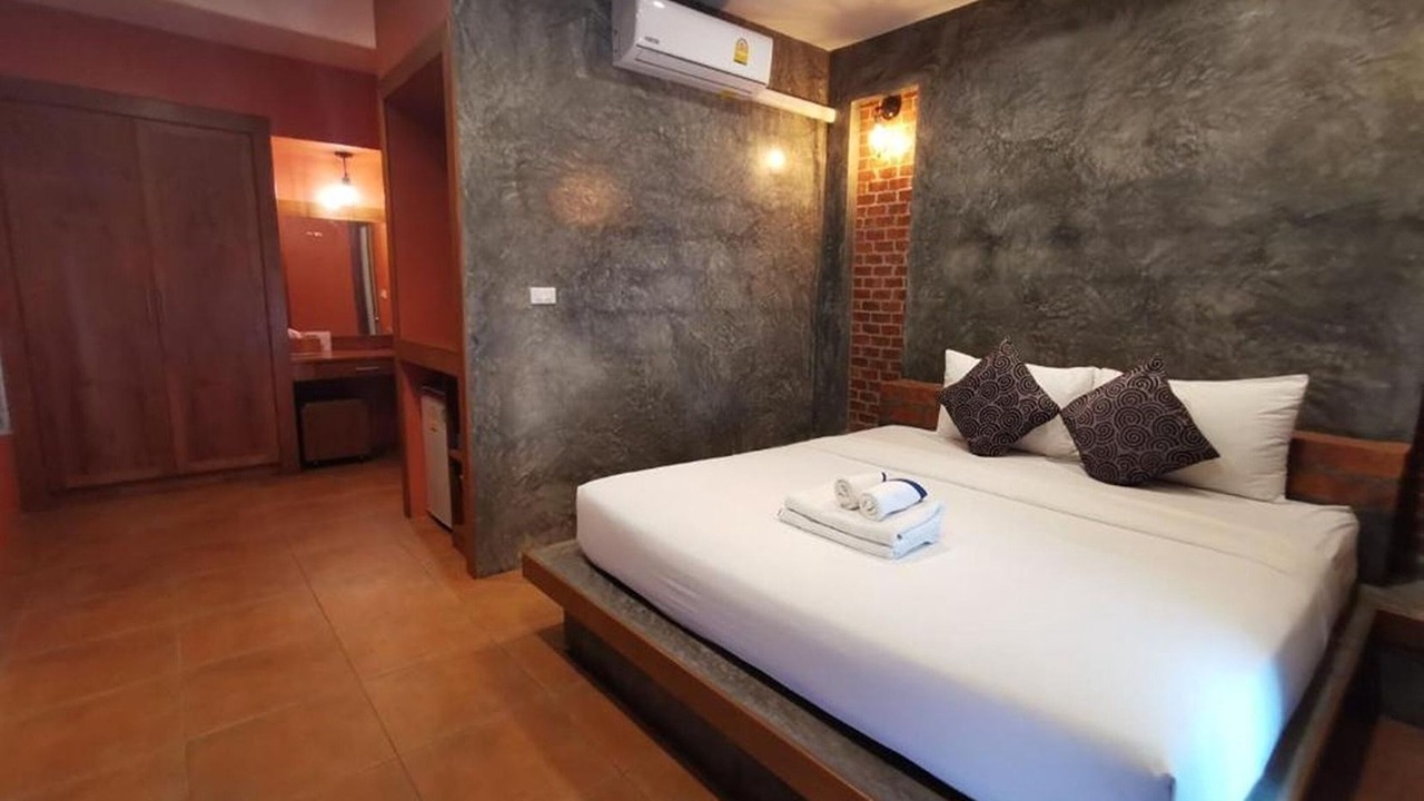 Photo of Bedroom in Chalong