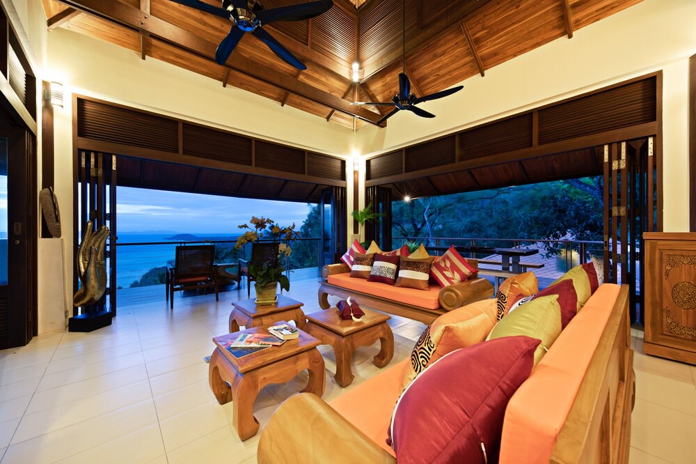 Photo of Livingroom in Laem Set