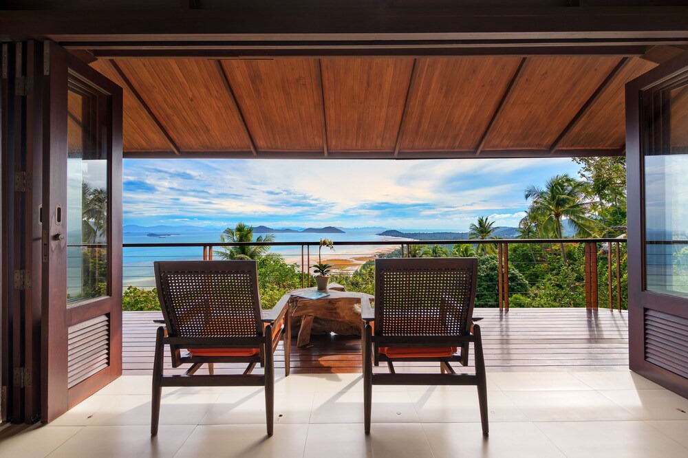 Photo of Patio Balcony in Laem Set