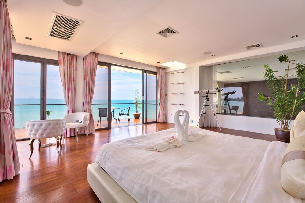 Photo of Bedroom in Lipa Noi