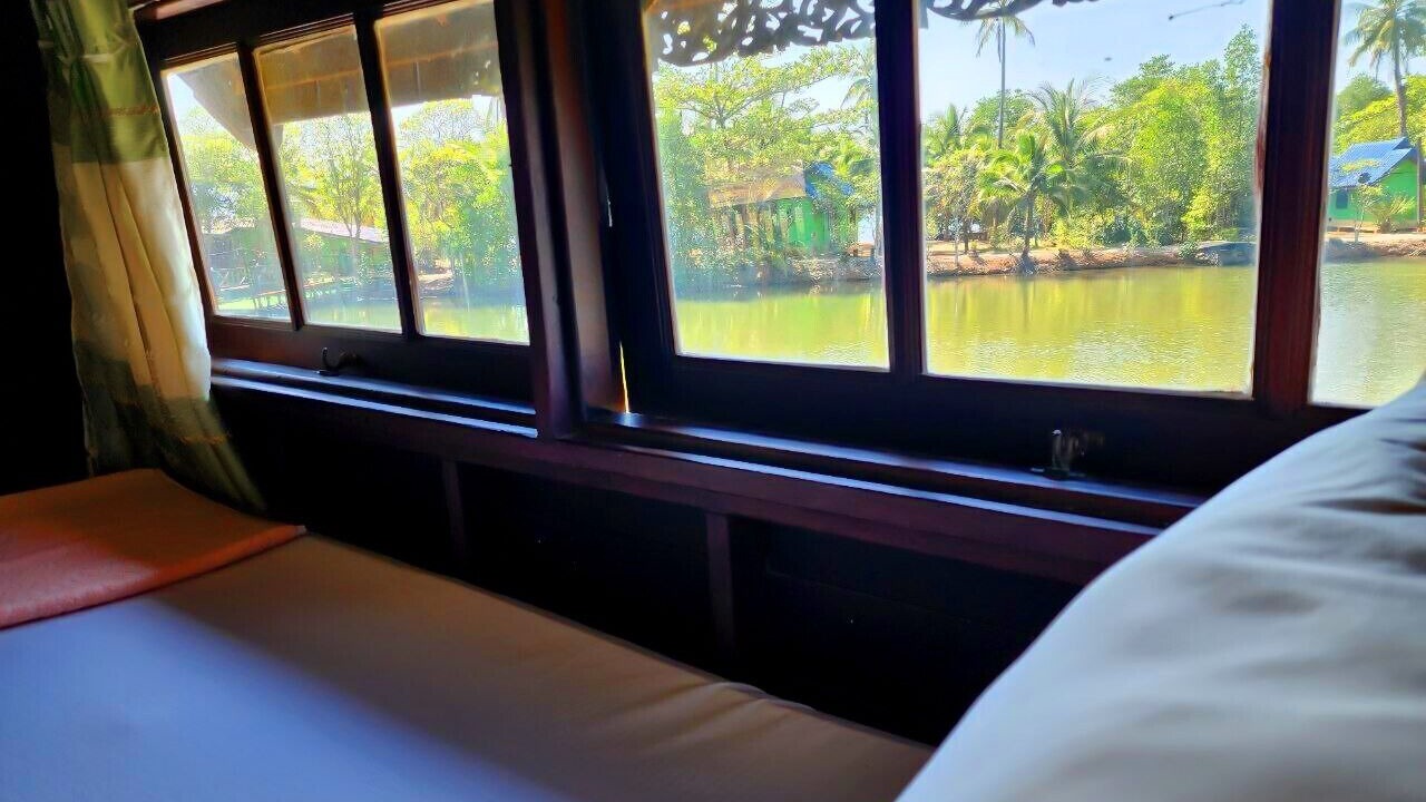 Photo of Bedroom in Koh Chang Tai