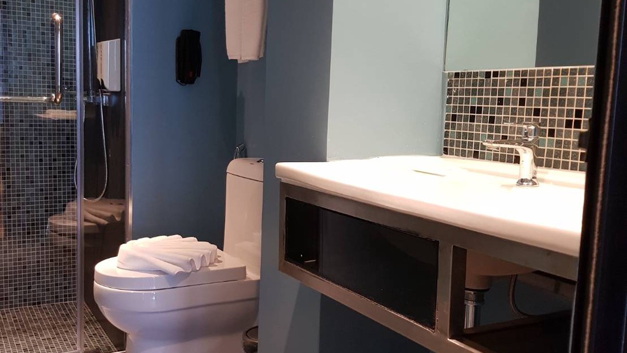 Photo of Bathroom in Ratchathewi