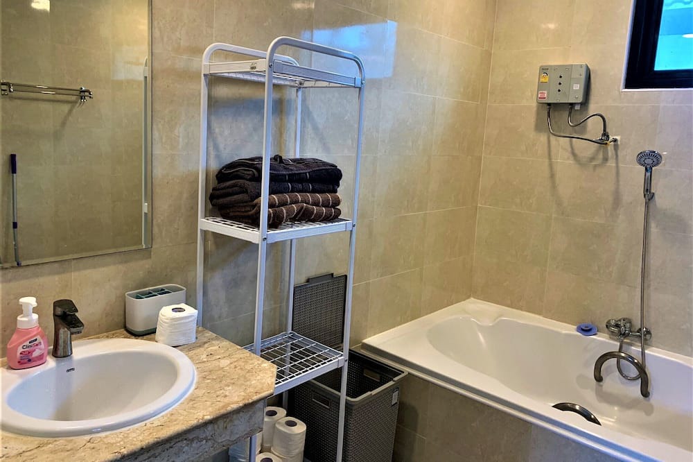 Photo of Bathroom in Kamala
