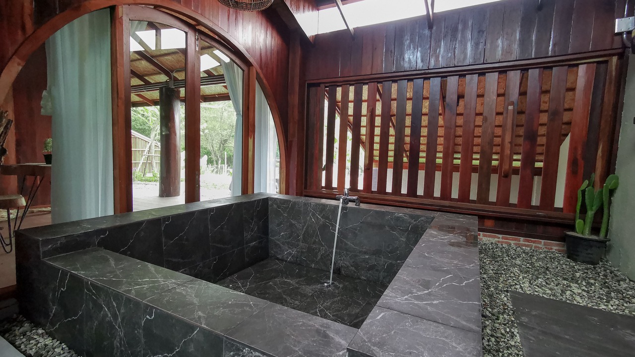 Photo of Bathroom in Mae Pong