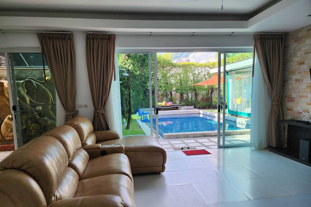 Photo of Livingroom in Kamala