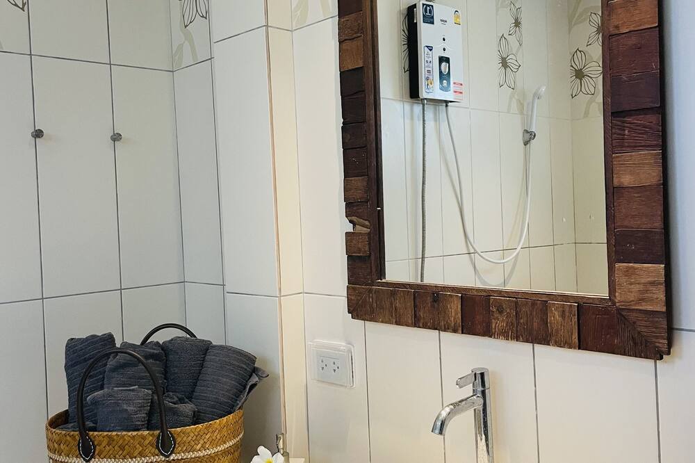 Photo of Bathroom in Ko Mak