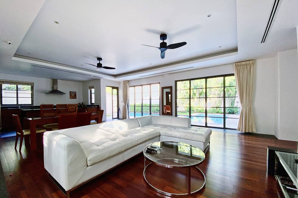 Photo of Livingroom in Cherngtalay