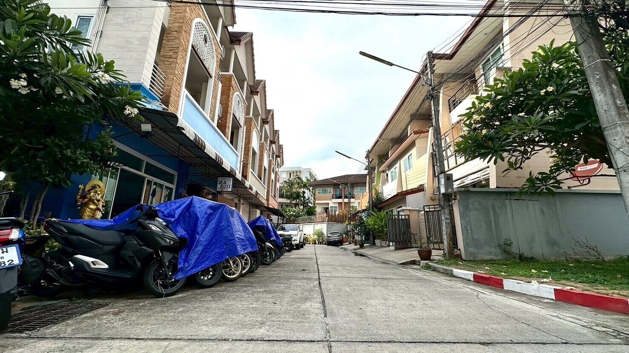 Photo of Outdoor in Kata