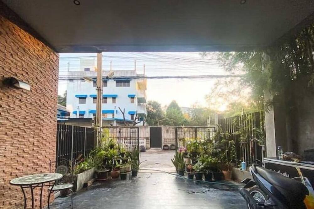 Photo of Outdoor in Su Thep