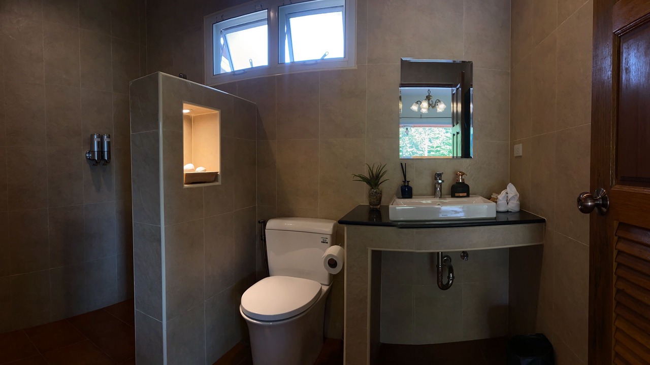 Photo of Bathroom in Pong Yaeng