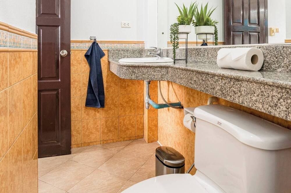 Photo of Bathroom in Kamala