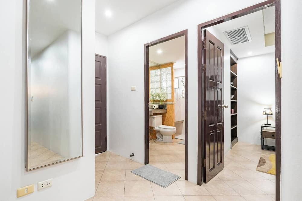 Photo of Bathroom in Kamala