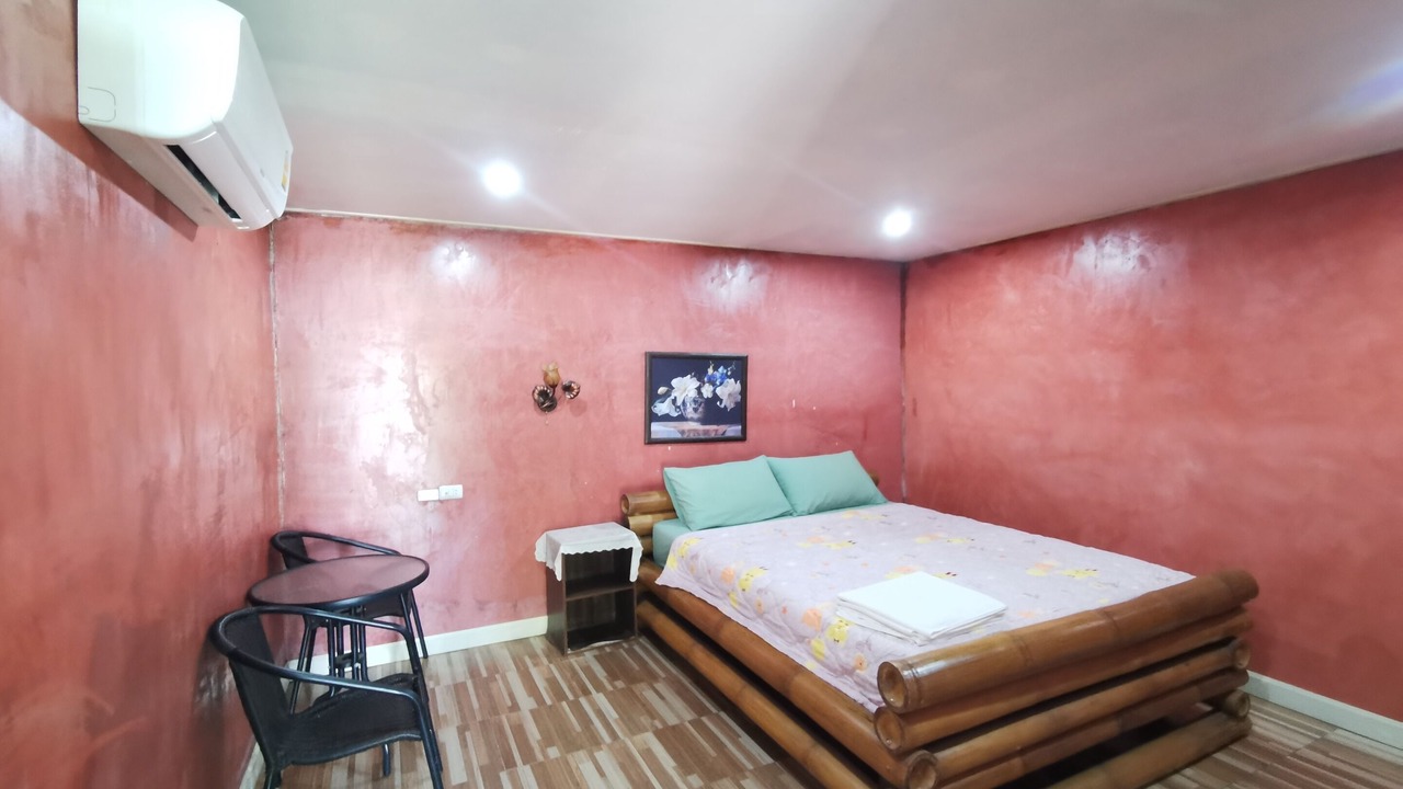 Photo of Bedroom in Si Racha