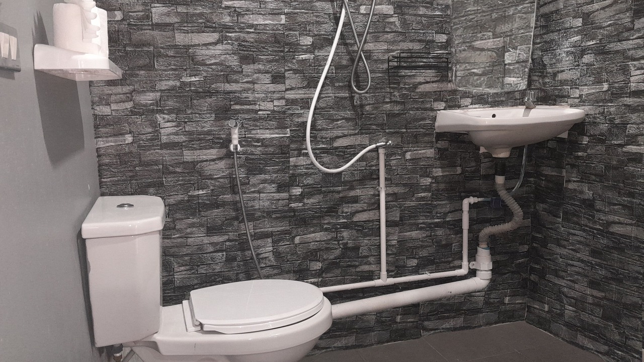Photo of Bathroom in Nanai Road
