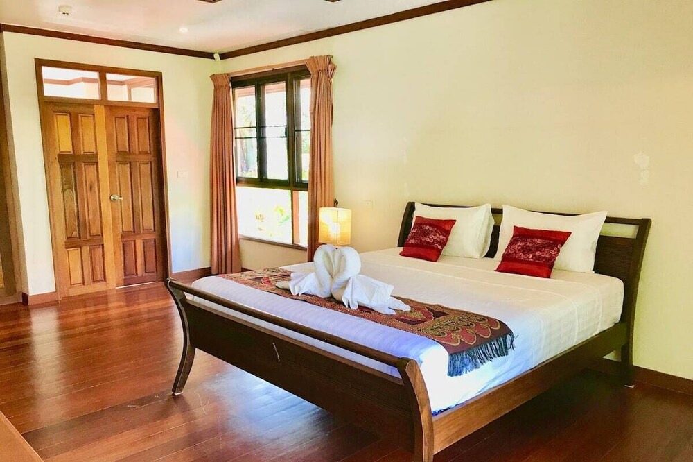 Photo of Bedroom in Moo 5