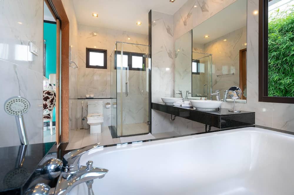 Photo of Bathroom in Si Sunthon