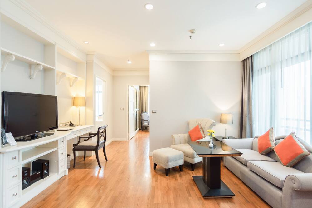 Photo of Livingroom in Chidlom