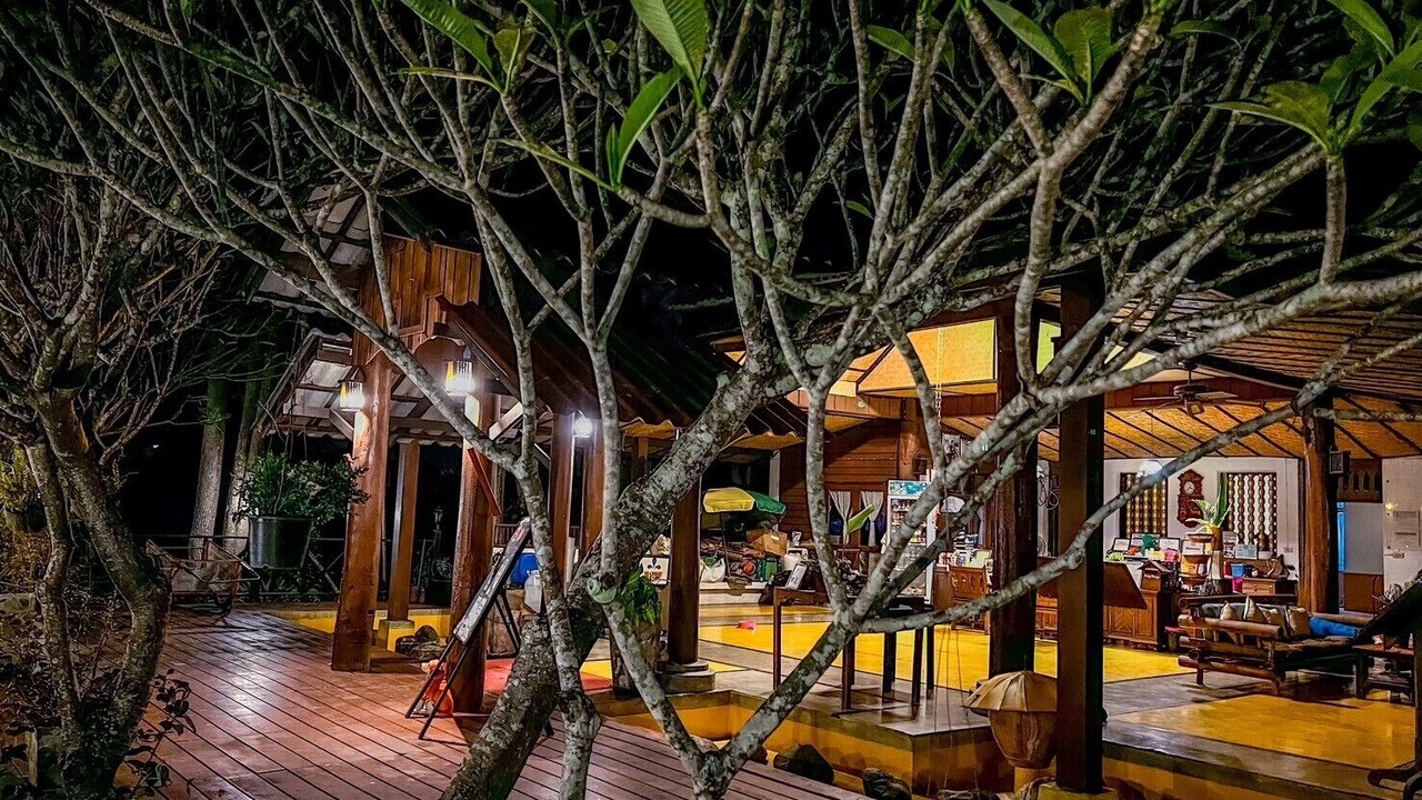 Photo of Outdoor in Mae Hi