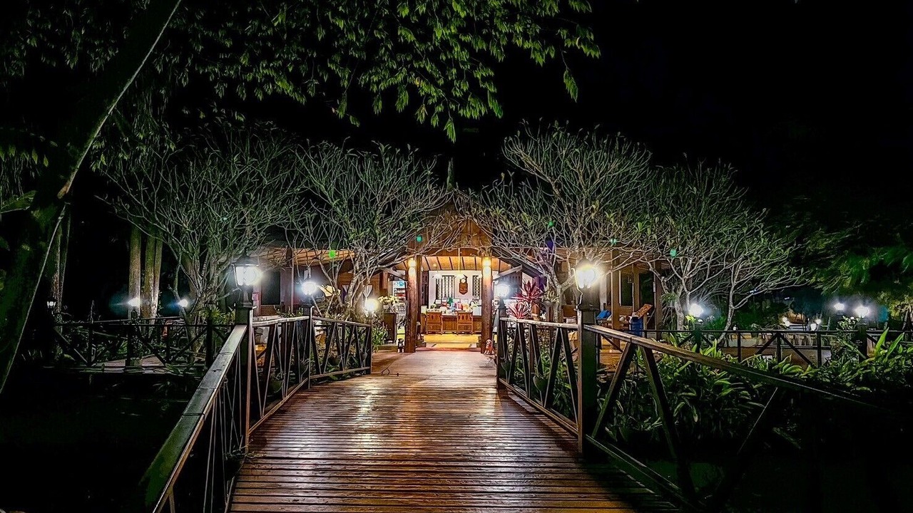 Photo of Outdoor in Mae Hi