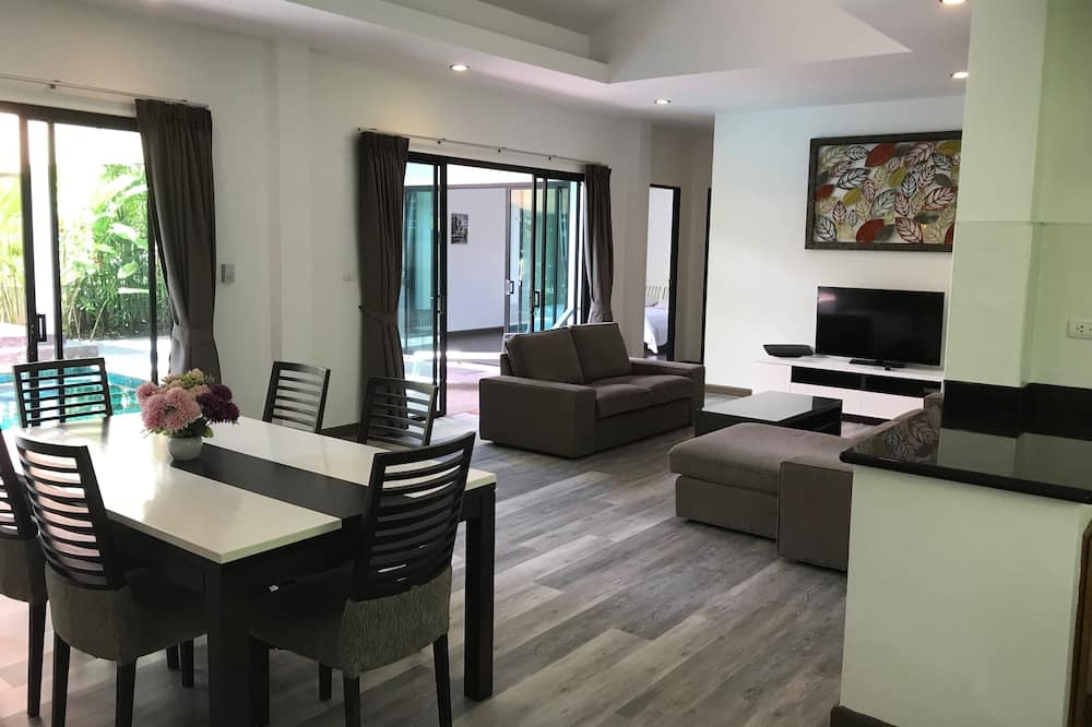 Photo of Livingroom in Chalong