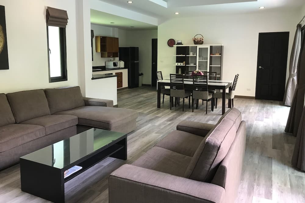 Photo of Livingroom in Chalong