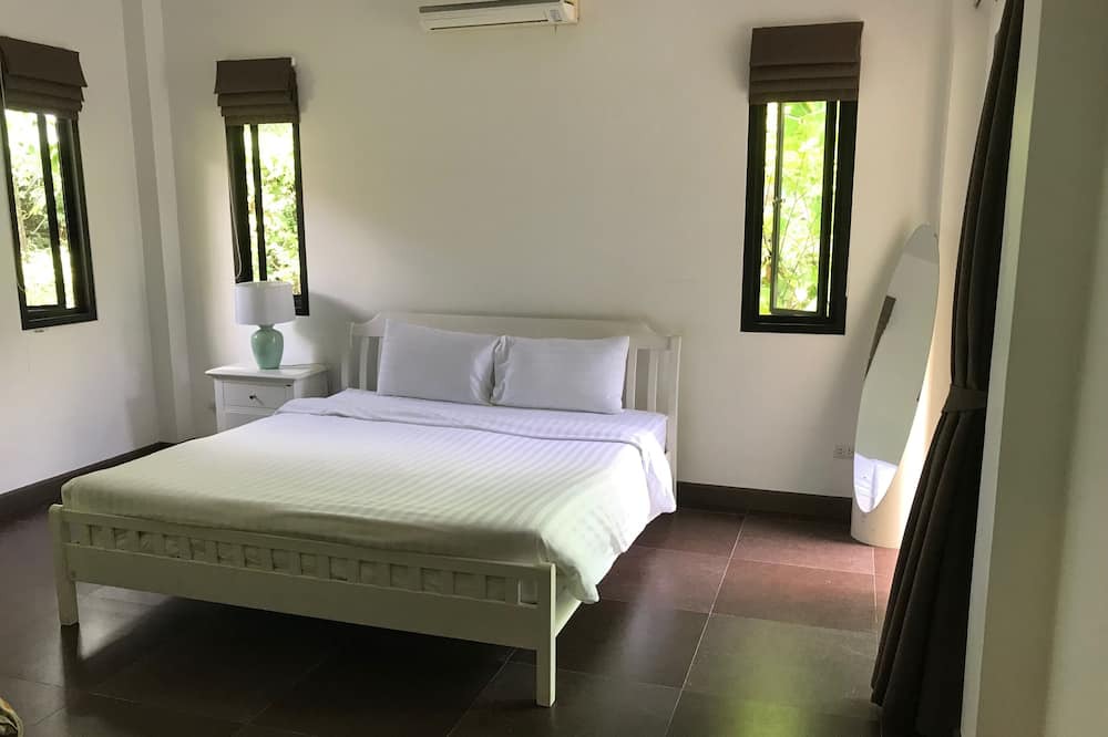 Photo of Bedroom in Chalong