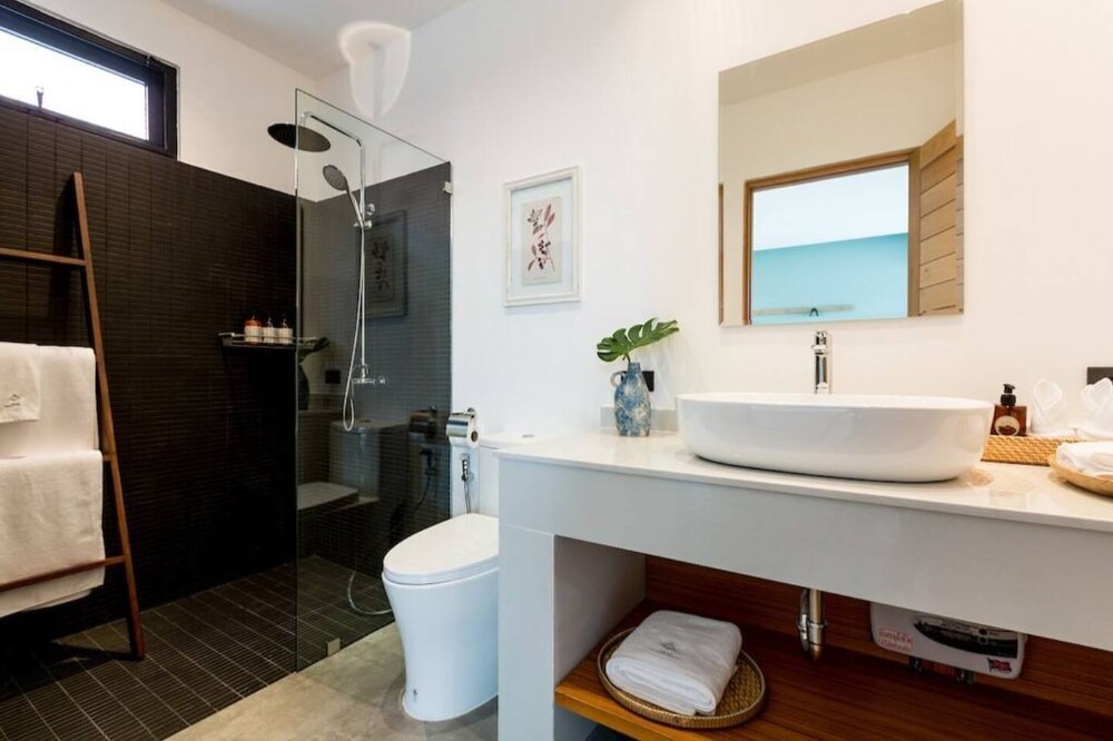 Photo of Bathroom in Na Mueang