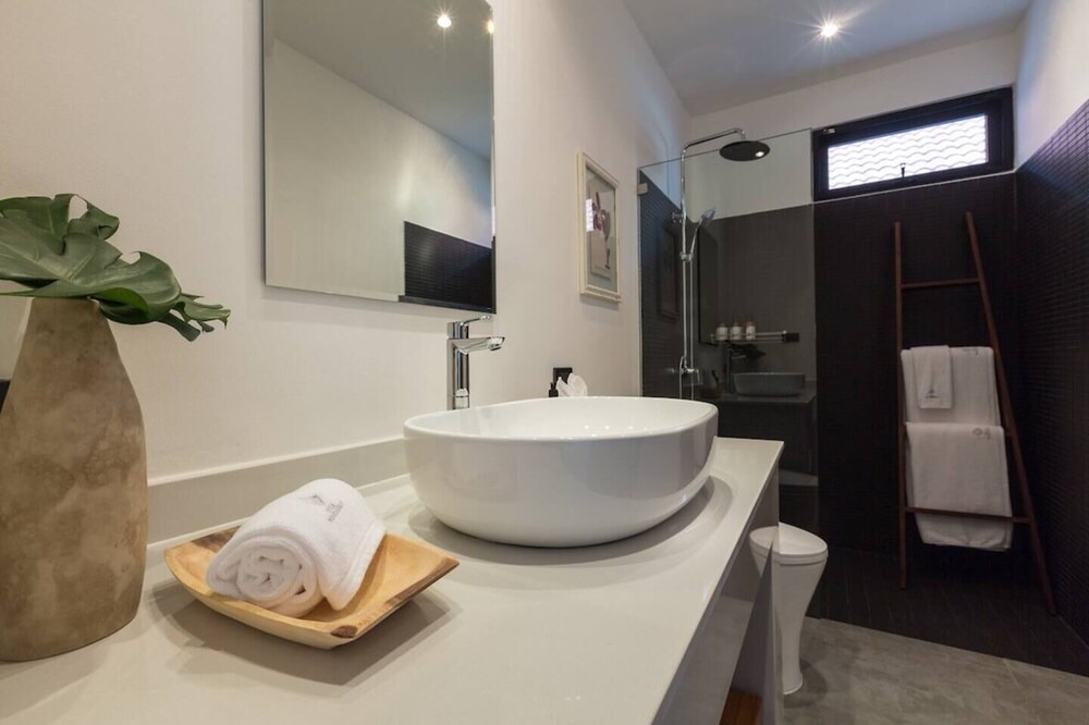 Photo of Bathroom in Na Mueang