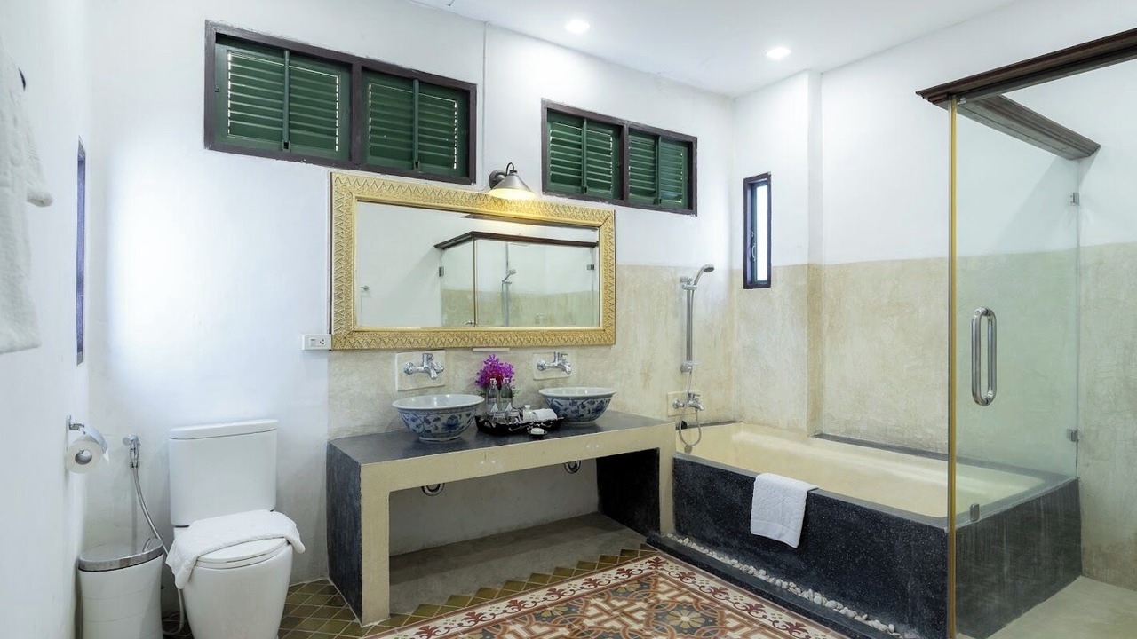 Photo of Bathroom in Pa Daet