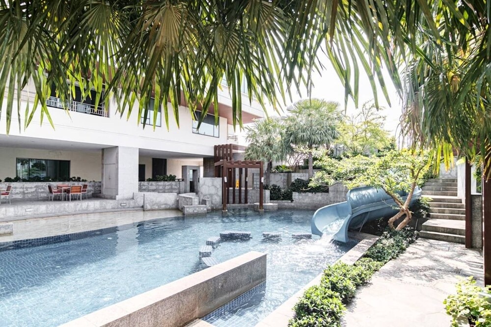 Photo of Outdoor in Khlong Toei