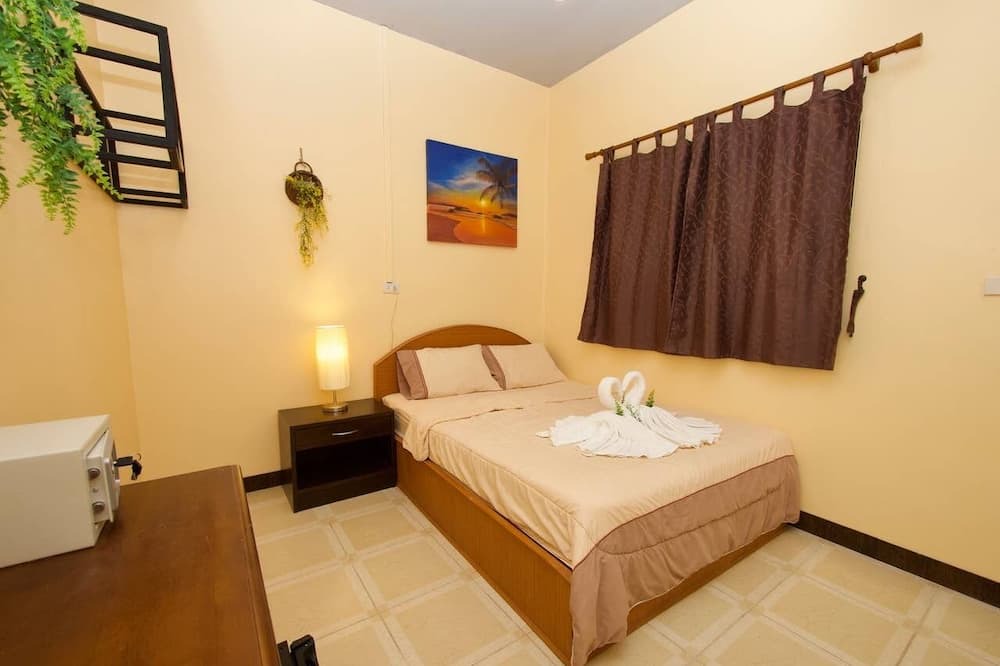 Photo of Bedroom in Nanai Road