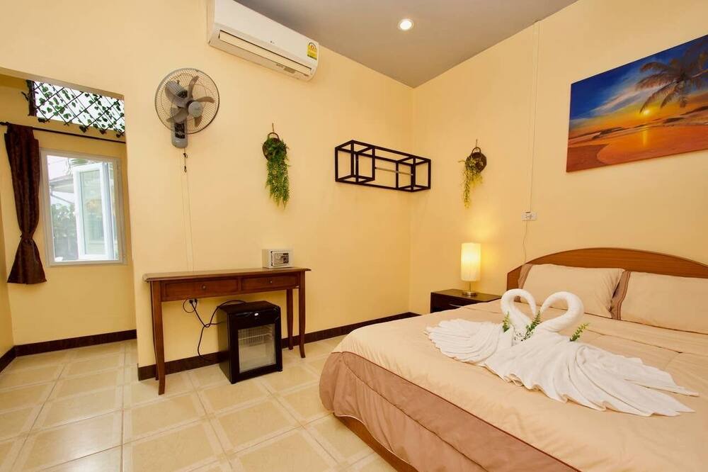 Photo of Bedroom in Nanai Road