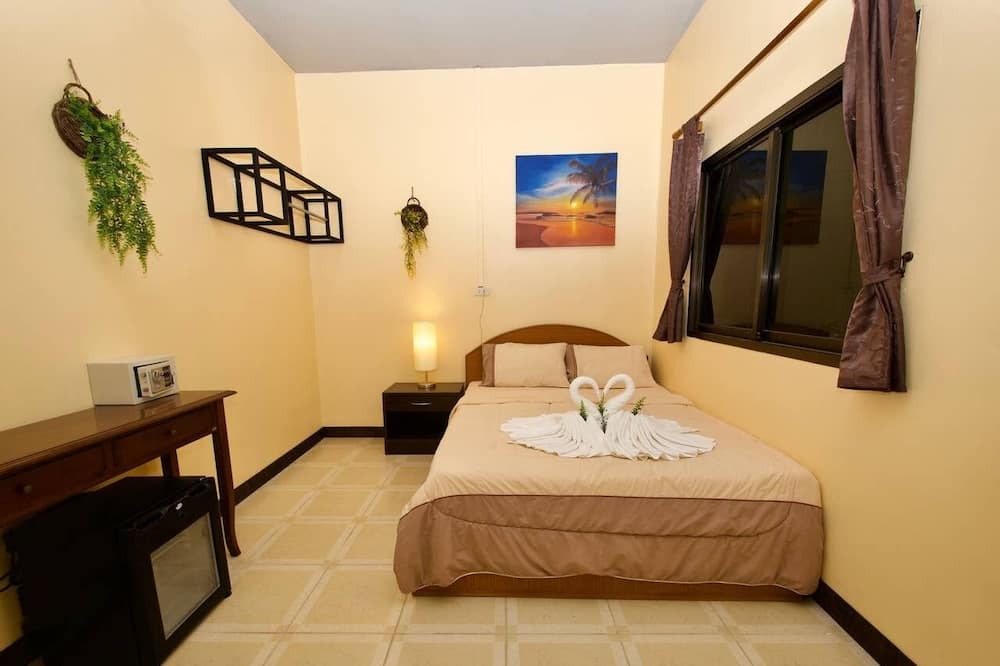 Photo of Bedroom in Nanai Road