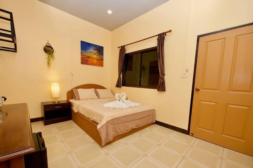 Photo of Bedroom in Nanai Road