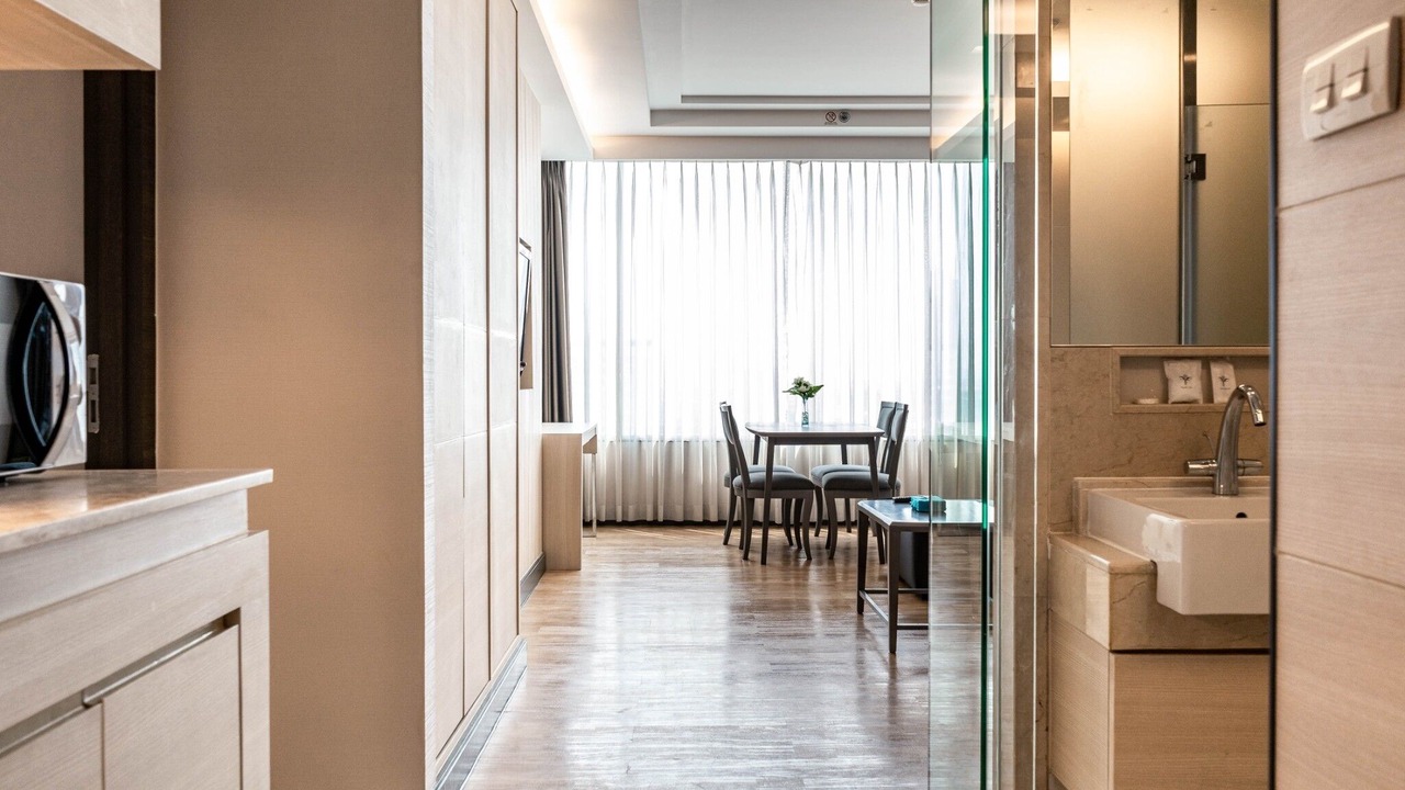 Photo of Bedroom in Phra Khanong Nuea