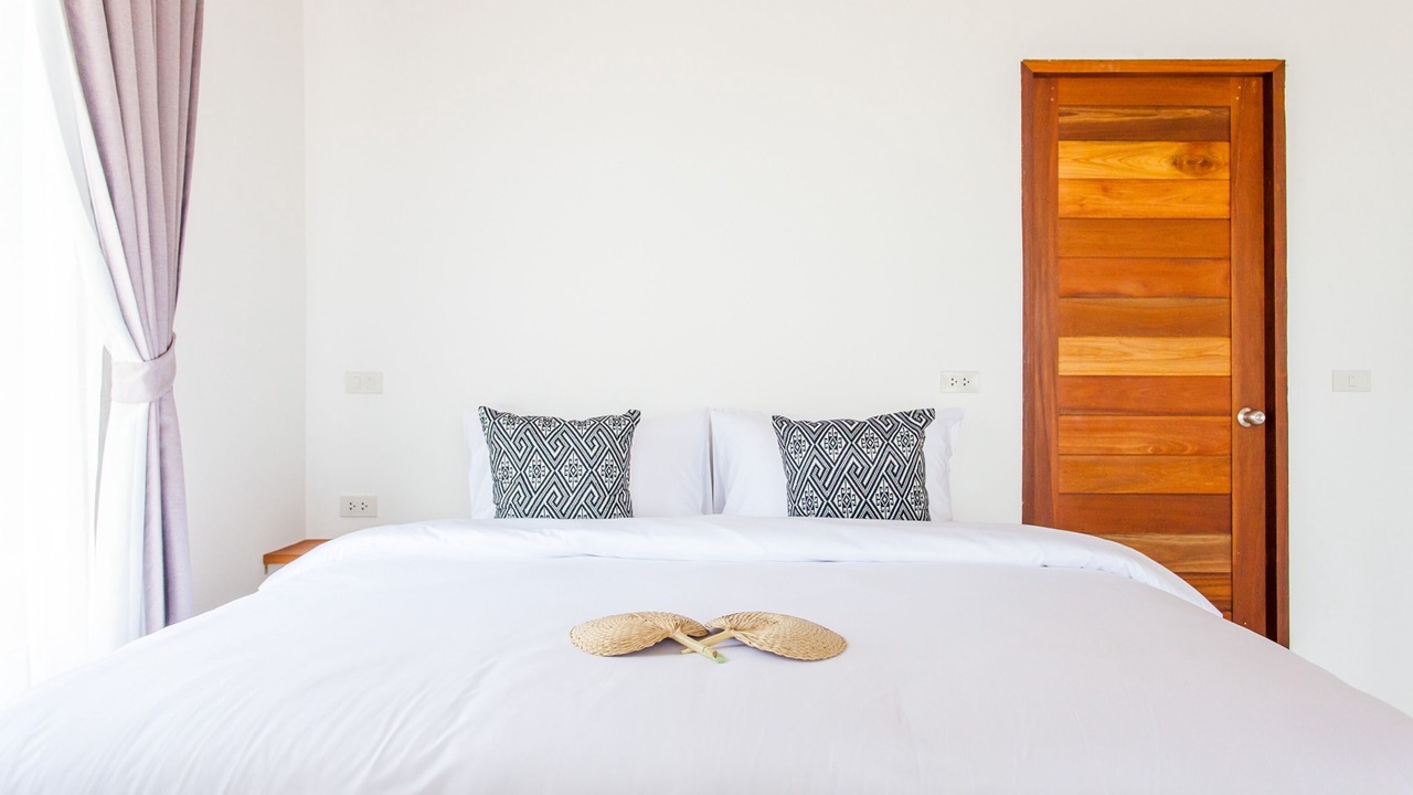 Photo of Bedroom in Ang Thong