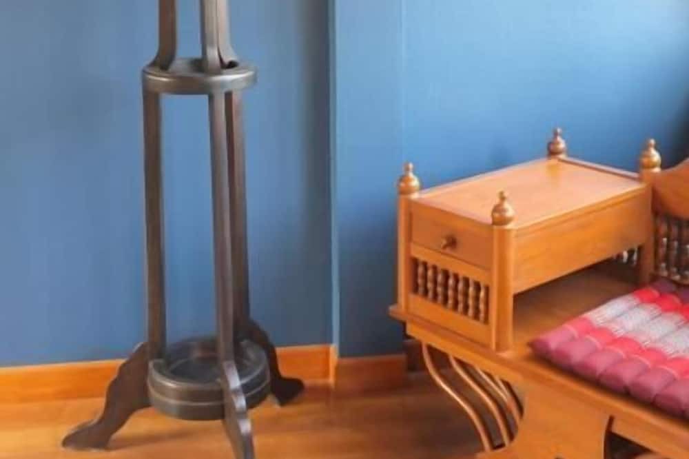 Photo of Bedroom in Thanon Nakhon Chai Si