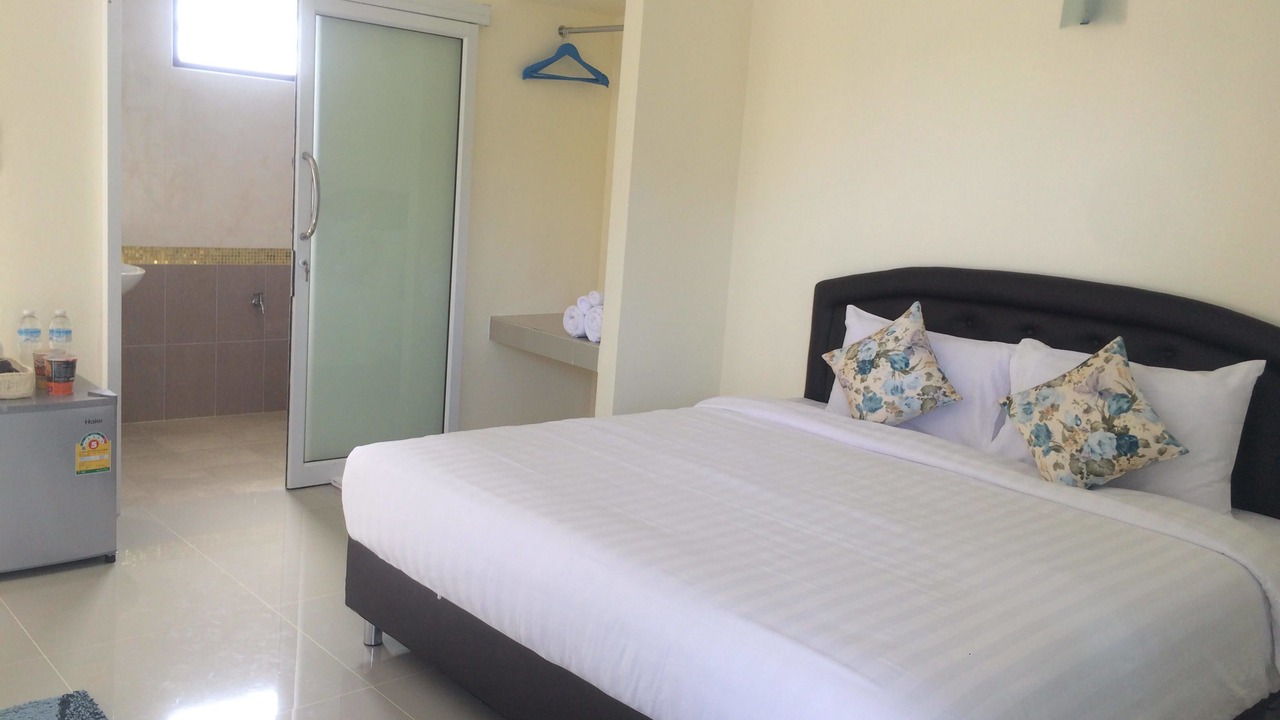 Photo of Bedroom in Thep Kasattri
